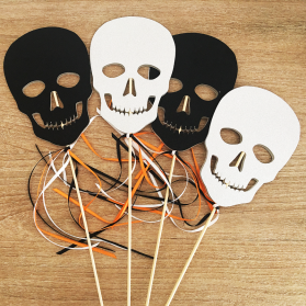 http://www.littlegift.com.au/1630-thickbox/skull-wand-centerpiece.jpg