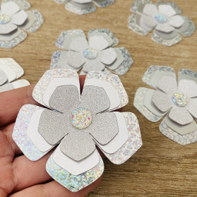 http://www.littlegift.com.au/2210-thickbox/silver-flower-gem-confetti.jpg